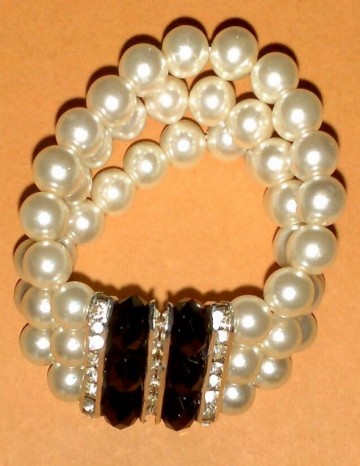 Armband, drie parelsnoeren